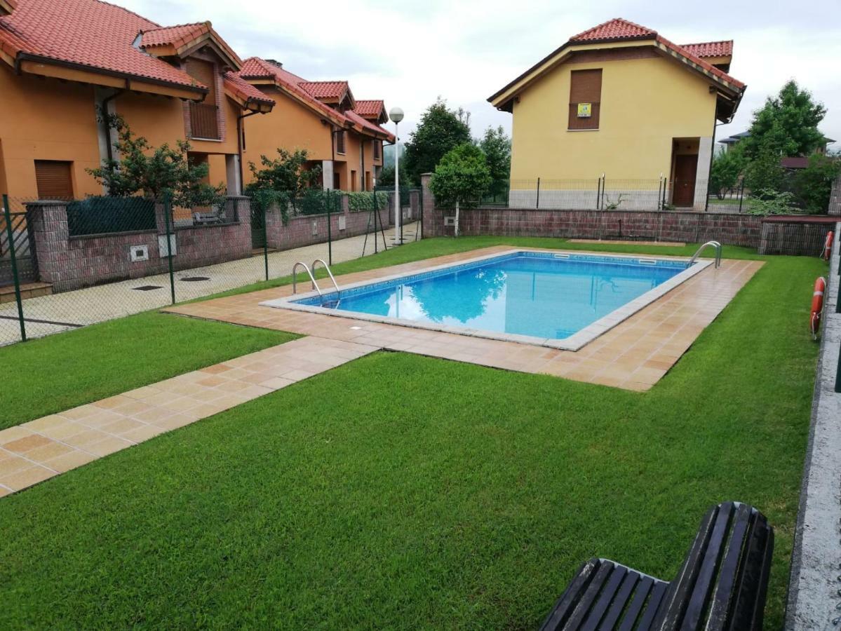 Chalet Playa Del Sable Hinojedo Exterior foto